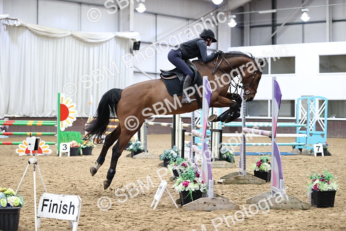 SBM_001795 - Class 4 - Senior Newcomers - 1.10m Open