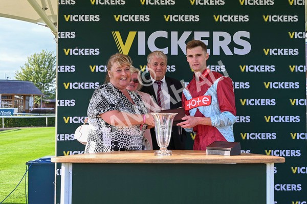 230923-Race 5-Vintage Clarets-3557 - Race 5 4.20pm Vickers.Bet Handicap