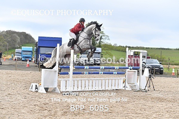 BPP_6085 - CLASS 27 SUN Senior Newcomers/ 1.10m Open