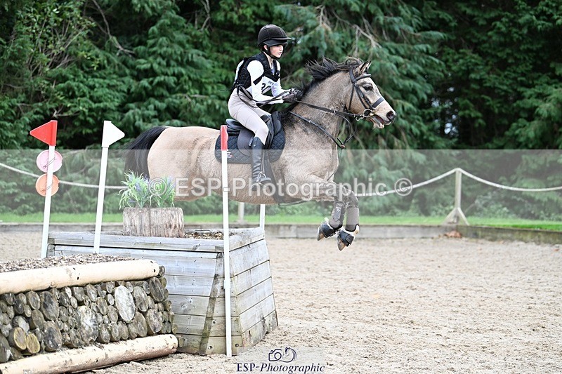 241117-140507-04412 - Cls 3 90-95cm 14.00 to 15.00