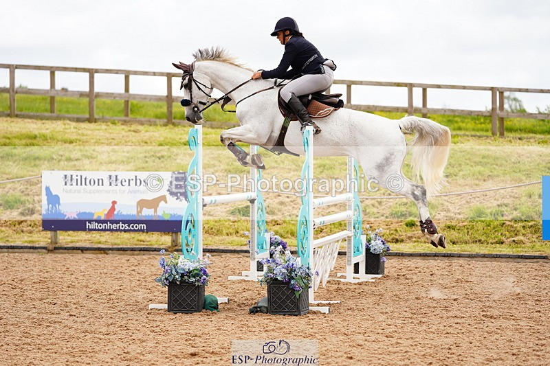 240526A-114140-07868 - Cls 26 Chard Equ 1.05m and 1.10m Grand Prix