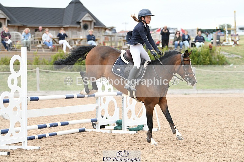 250807-134258-01275 - 90cm Round 2