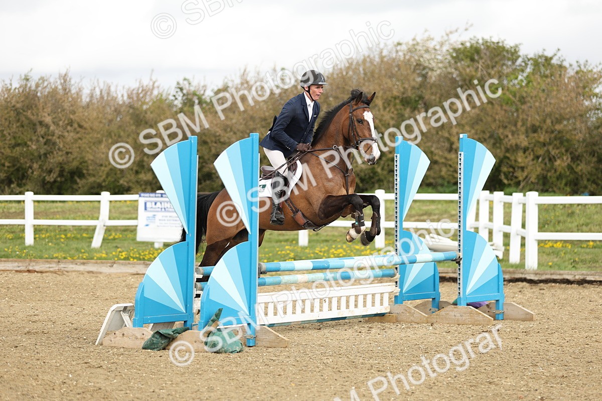 SBM_000201 - Class 1 - Clear Round