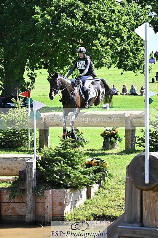 240525-100509-11801 - 316-LB_METTAPHOR-Tom_Rowland