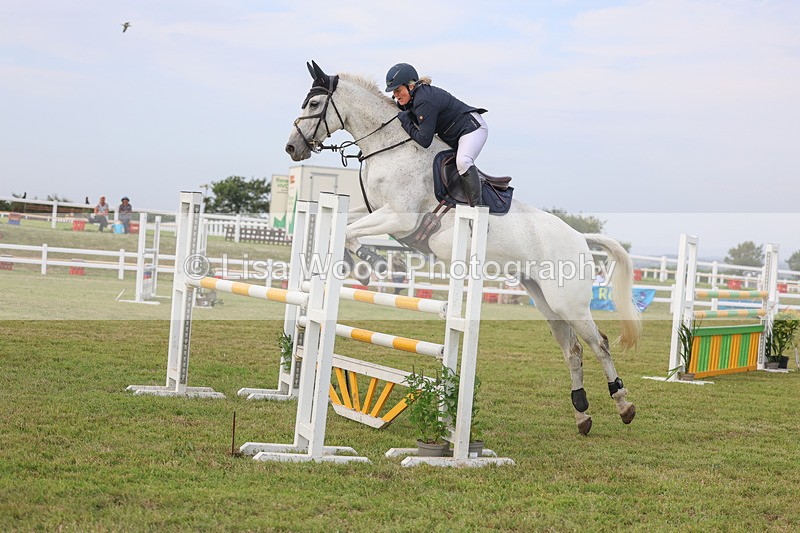 3E7A0983 - Class D: Showjumping Senior Newcomers/1.10m open