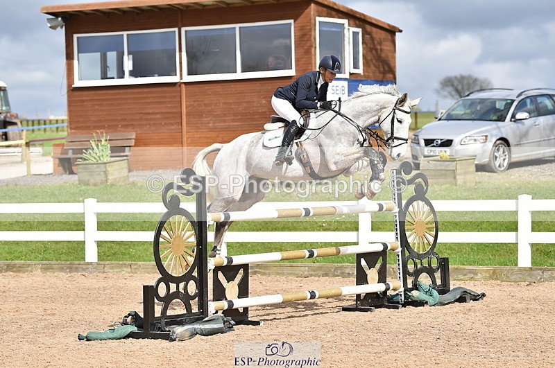 240403A-151320-00911 - Cls 5 Foxhunter and 1.20m Open