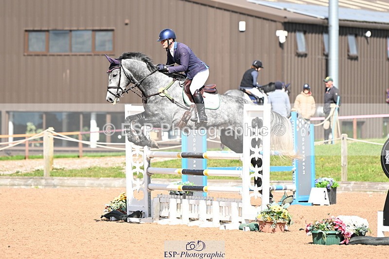 240912A-114252-00638 - Cls 2 Snr Newcomers