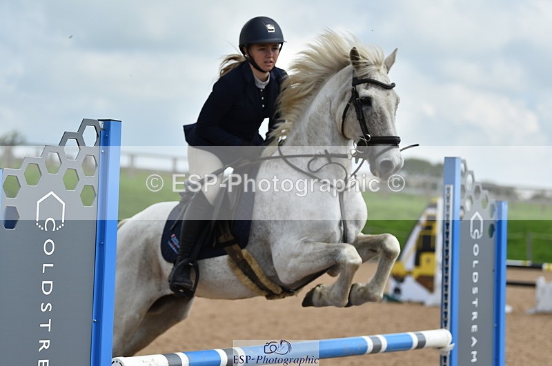 230902A-132300-01375 - Cls 3A Pony Medium 80cm