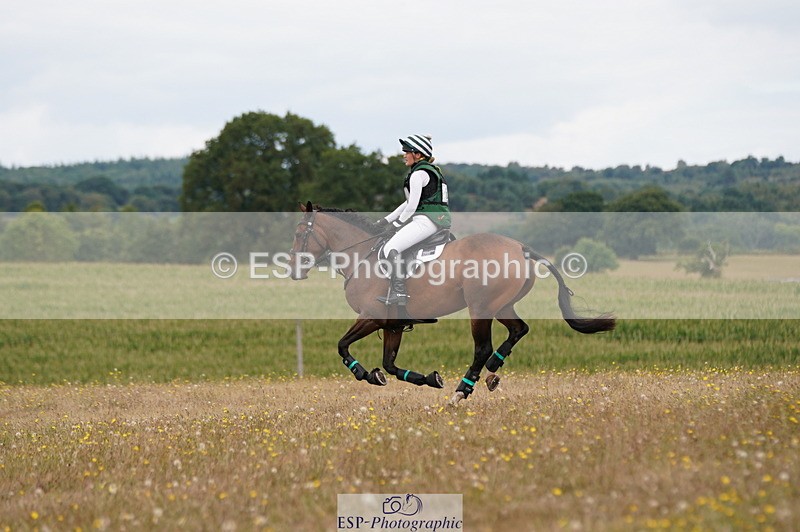 250802A-113642-02236 - B-067-Sophie.Parker-LANGALLER.LOVEDAY