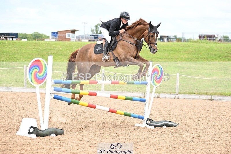 250611-141301-00802 - Cls 6 Snr Foxhunter & 1.20m Open