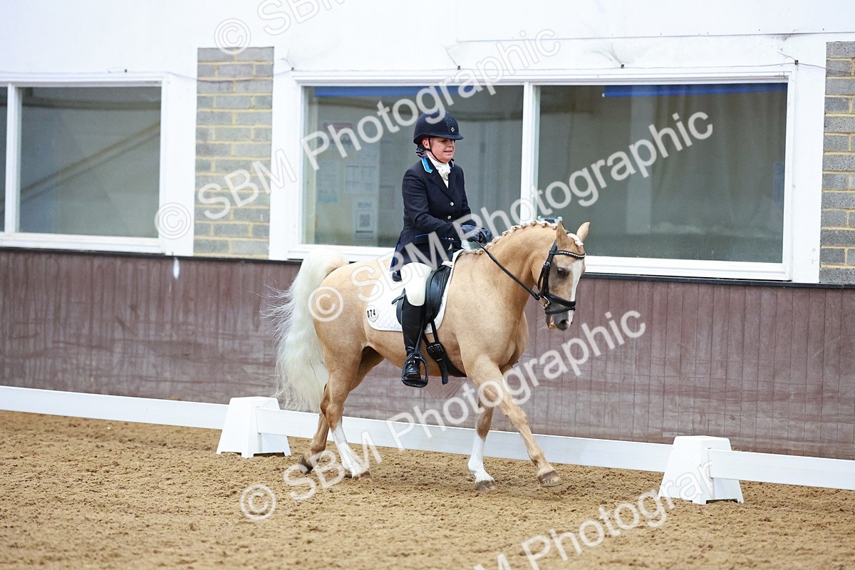 SBM_004306 - Class 12 - E2 Championship - 14.50-15.53