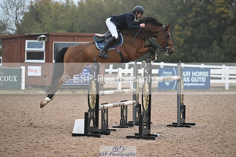 241102A-153829-06143 - SAT Cls 17 National 1.30 & 1.40m