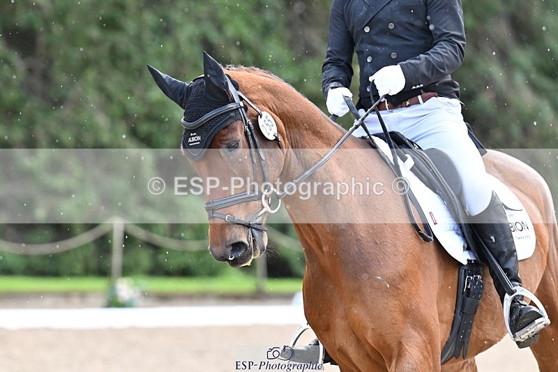 251023A-151741-05382 - C-255-Rupert.Batting