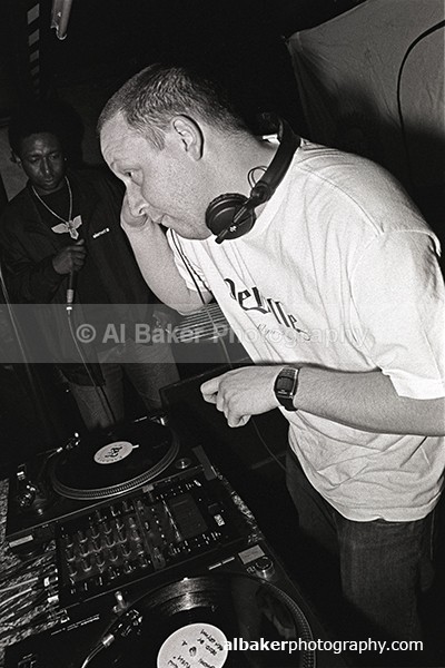 11 - Friends-&-Family @ the-roadhouse 14.05.05