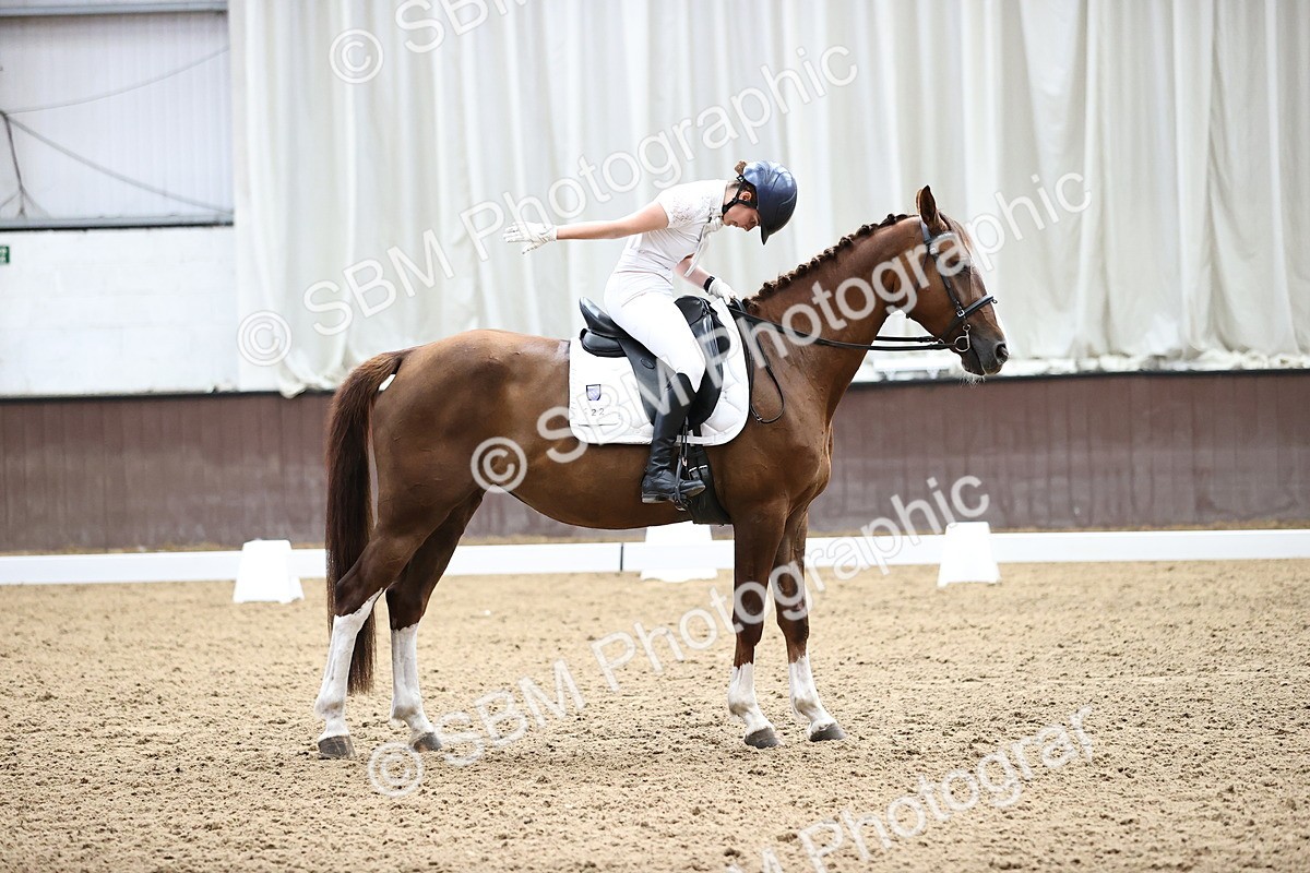 SBM_001373 - Novice 4 - 11.15-13.22