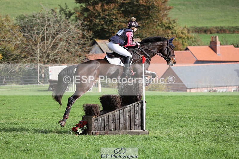 241025-114140-06544 - 055-Ellie.Fredericks-UPPER.CLASS.BRIT