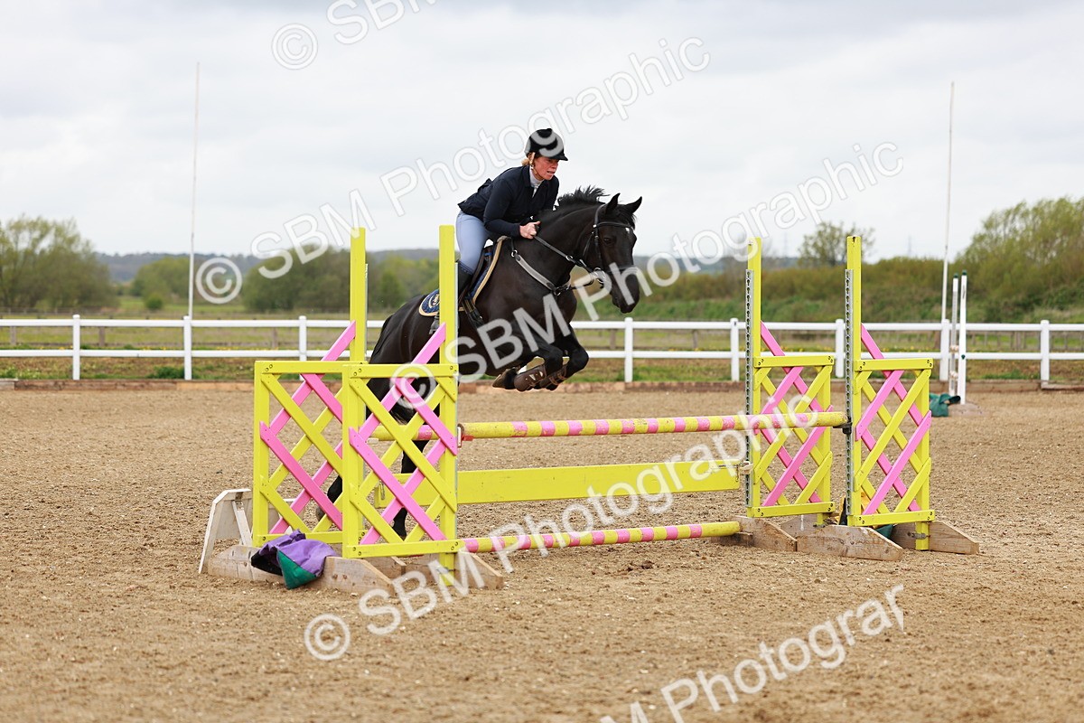 SBM_002008 - class 8 - Senior British Novice - 90cm