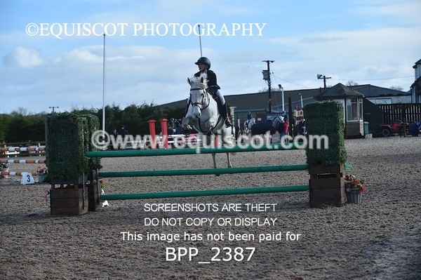 BPP_2387 - CLASS 25 Pony Newcomers/ 1m Open