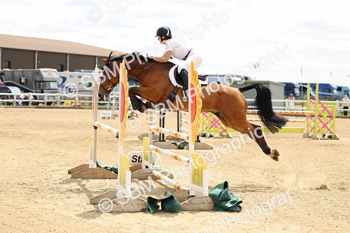 SBM_005111 - Class 18 - Senior 1.05m Open