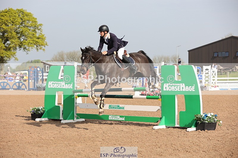 240511A-085617-10851 - Cls 32 Foxhunter