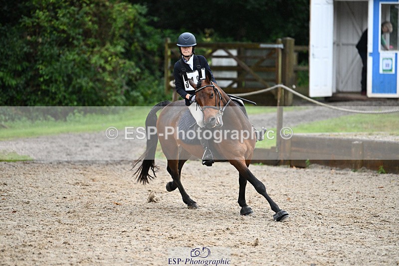 240824X-095023-23387 - 70cm Round 2 9.30 to 10.30