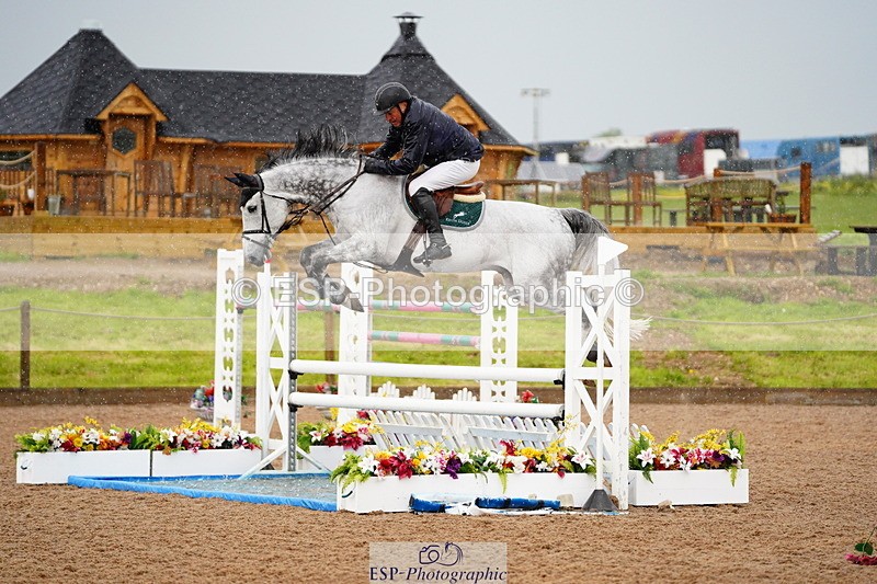 240526A-131032-08255 - Cls 27 Chard Equ May Grand Prix