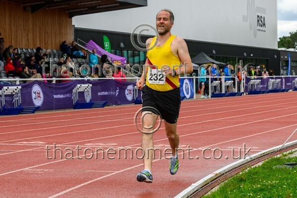 ComMast25-911259 - Track Male Set Two