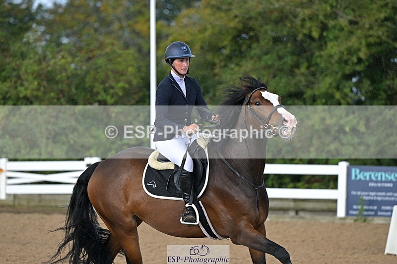 240912A-101333-00945 - Cls 8 Snr British Novice and 90cm Open