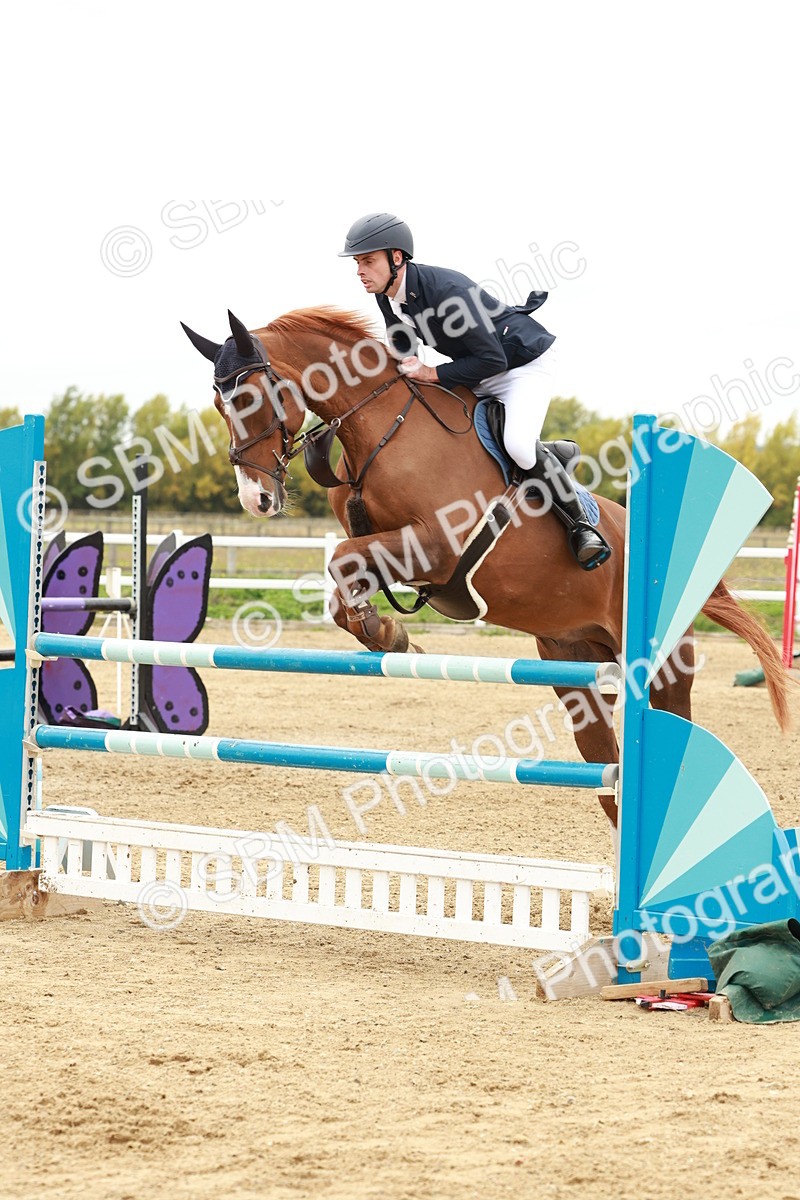 1I0A7850 - Class 4 - Senior Newcomers 1.10m