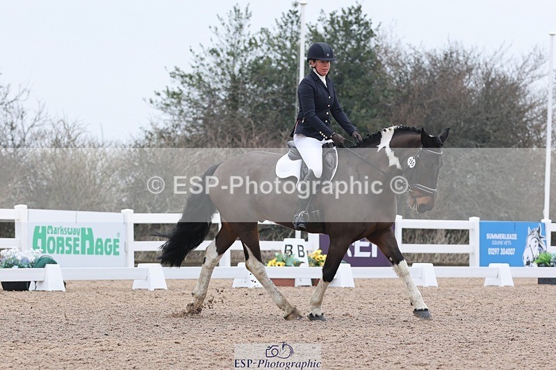 250216-112121-05303 - 155-Caroline.Hutchens-Clogorrows.Socky