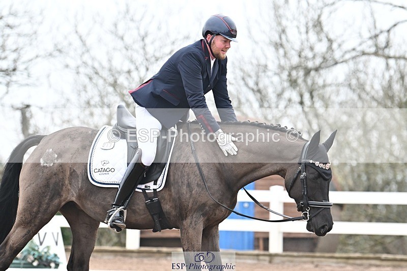 250216-101938-04609 - 213-Martyn.Humphrey-Isabeau.May