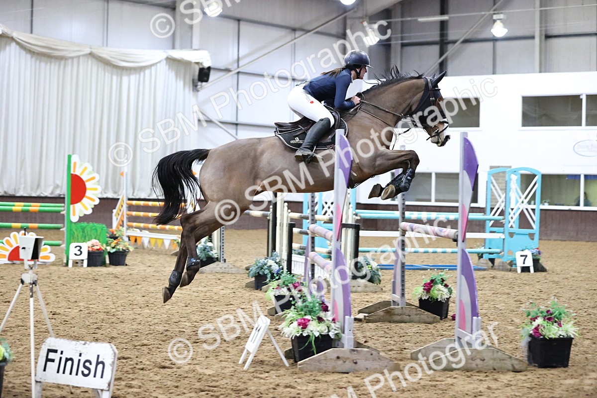 SBM_001595 - Class 4 - Senior Newcomers - 1.10m Open