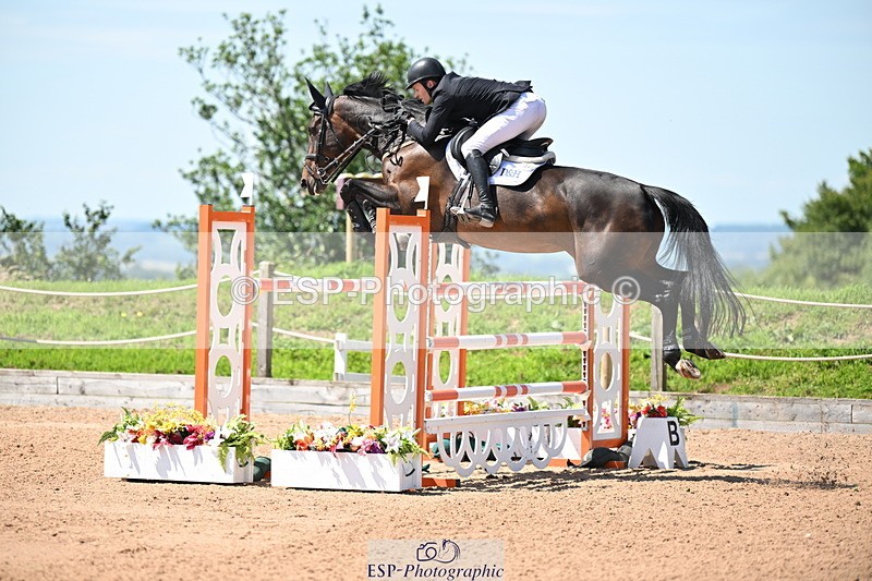 240718A-122356-05059 - Cls 1, 3 Star Small Tour 1.35m