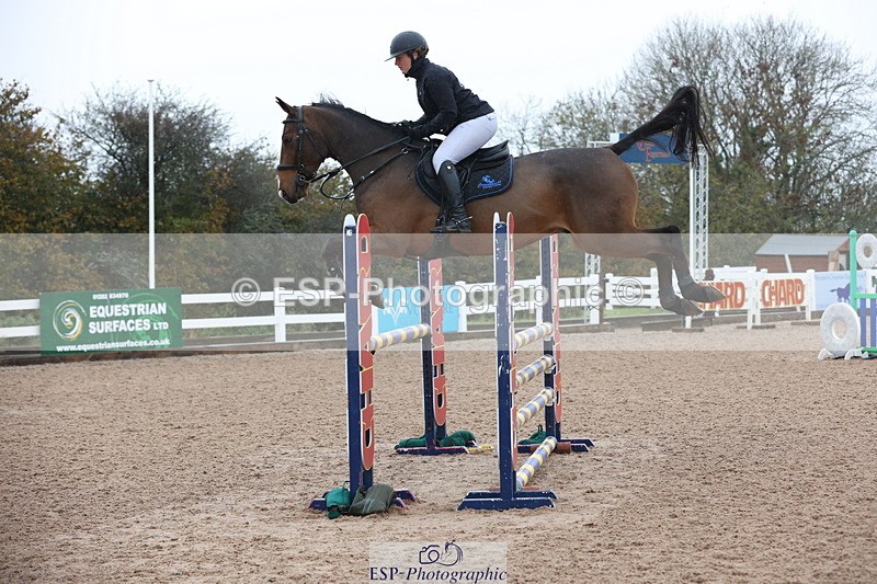 231112A-132630-04460 - Cls 20 Newcomers & 1.10m Open