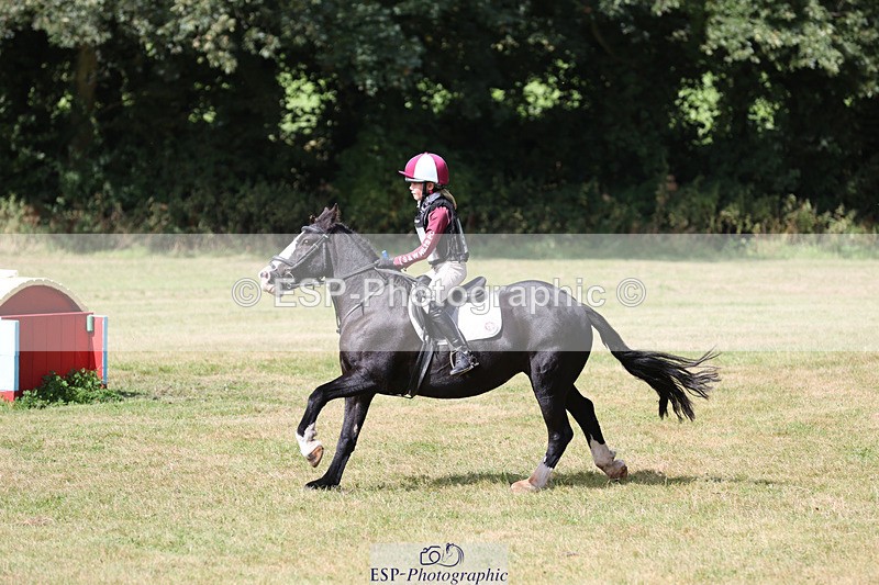 240825X-112700-32260 - 70cm XC 11.00 to 12.00