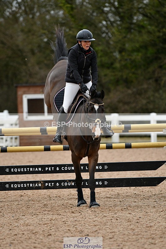 240112A-143806-01260 - Cls 6 Foxhunter and 1.20m Open