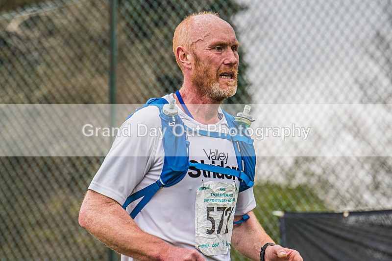 3 Peaks-2545 - The 3 Peaks Race - The Finish - Saturday 29th April 2023