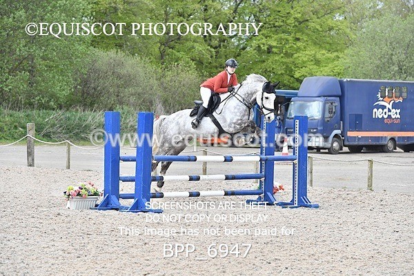 BPP_6947 - CLASS 4 FRI Senior BritiNovice/ 90cm Open
