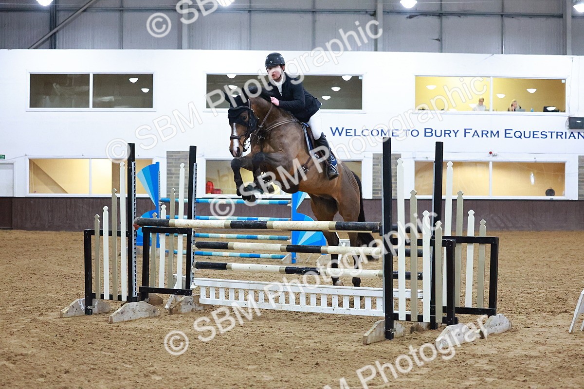SBM_002303 - Class 5 - Senior Foxhunter 1.20m