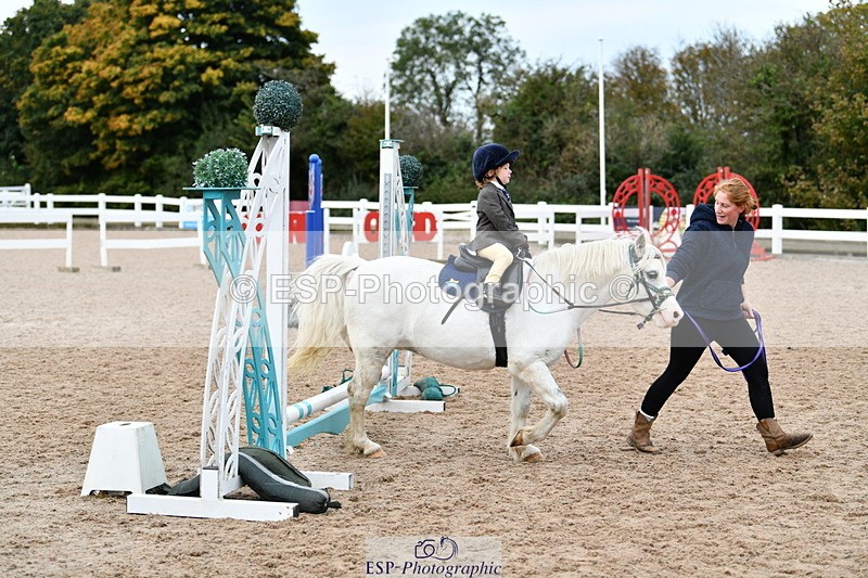 241013B-085138-00046 - Cls 1 Clear Round