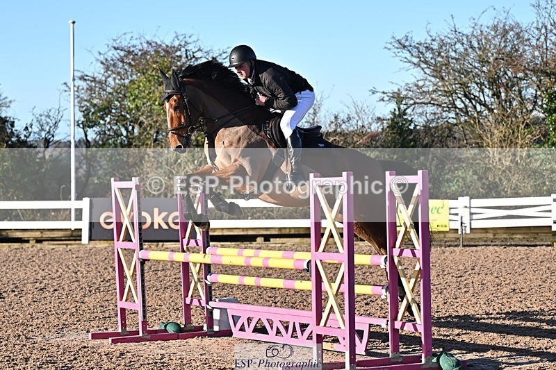 251203-101730-00106 - Cls 1 British Novice and 90cm Open