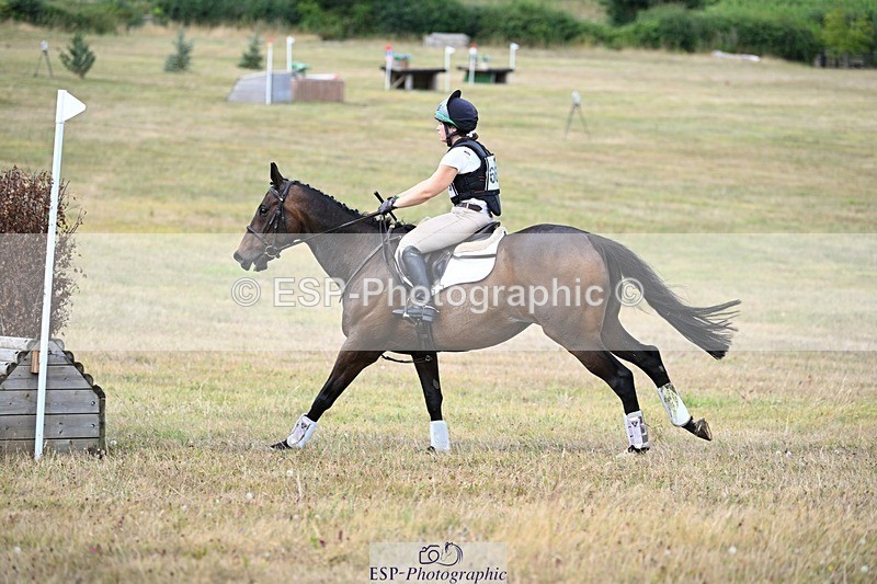 250803A-151918-16191 - O-668-Leia.Massey-SLIPALONGTREVASKIS