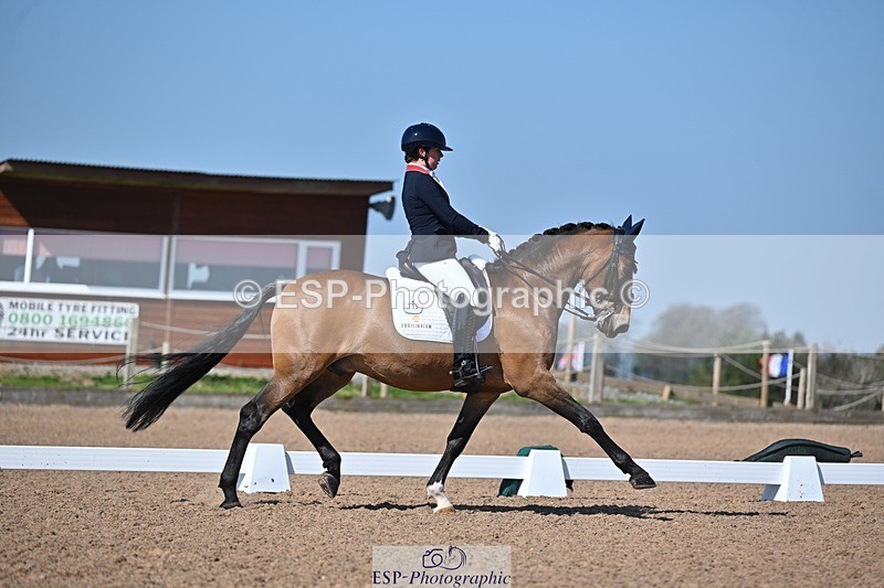 250405-105912-10072 - 115-Isla.Sully-Vagabond.De.Massa