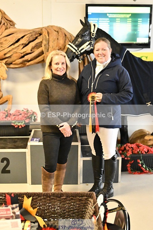 250216-125537-05520 - FS Adv Medium Gold Presentations