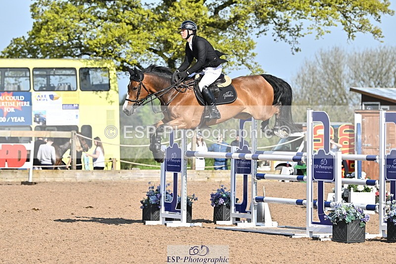 240509A-091341-00487 - Cls 8 Foxhunter