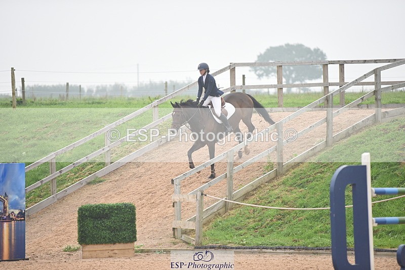 230916A-164422-05634 - Cls 19 Snr 1.10m Derby