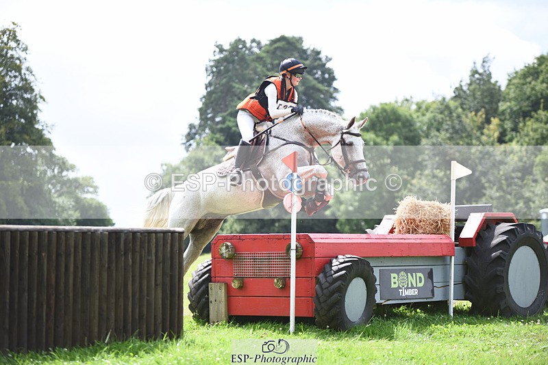 240804-135032-14704 - 520-Honor_Redhouse-GAGA_LADY