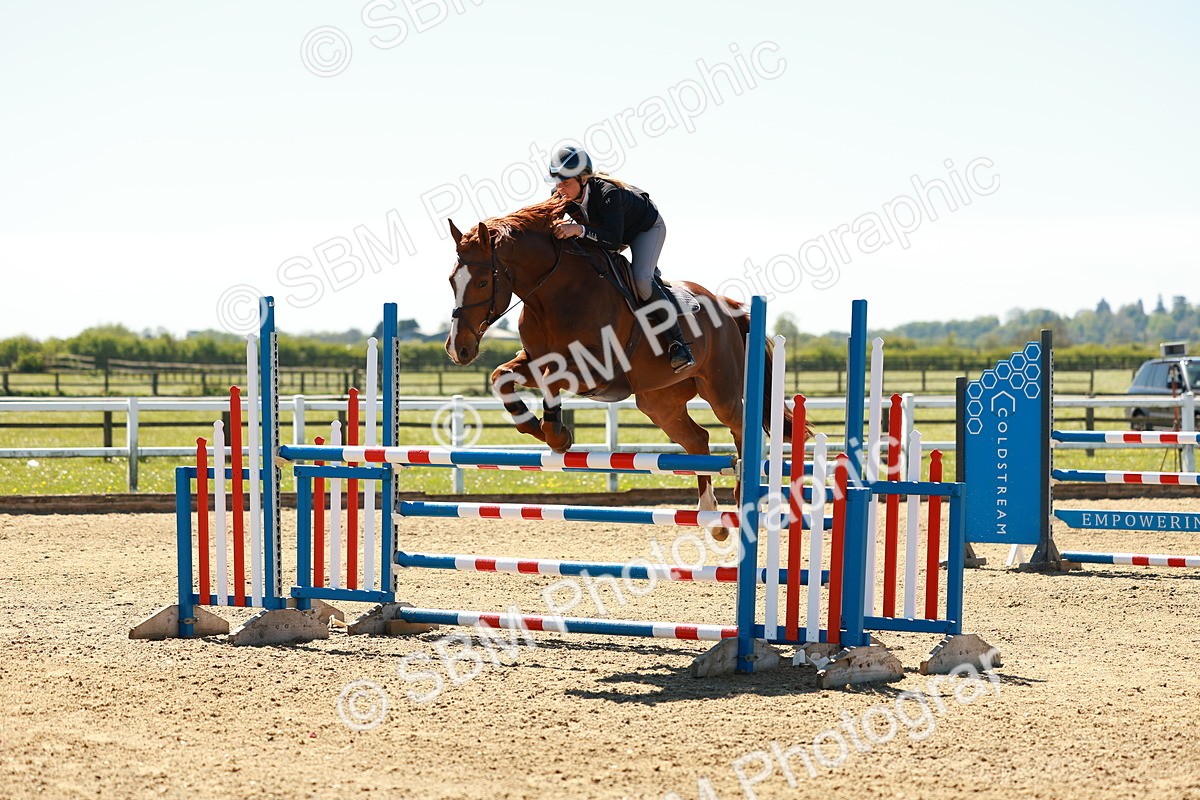 SBM_001189 - Class 4 - Senior Newcomers 1.10m