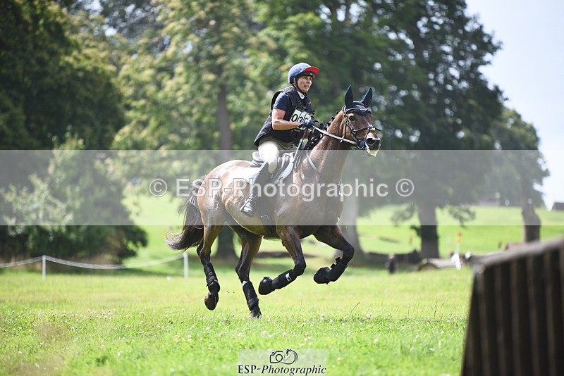 240804-120934-12639 - 321-Samantha_Lewis-KNOCKRIGG_BRONCO