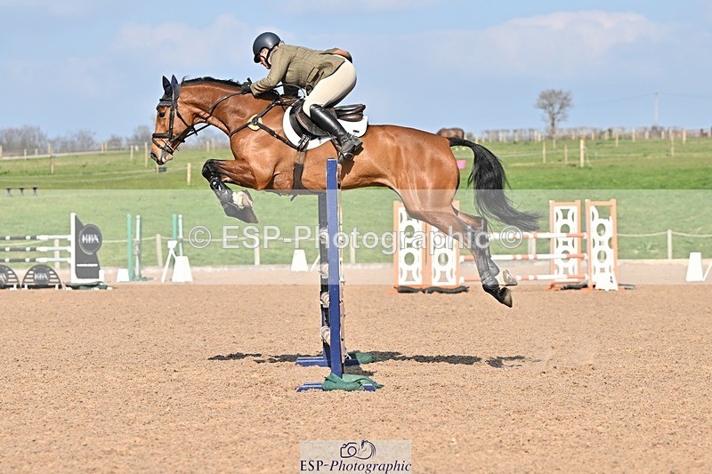 250326-143522-01198 - Cls 6 Foxhunter and 1.20m